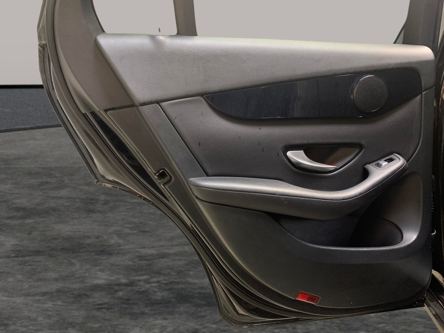 Used Mercedes-Benz GLC 2020 for sale - 77294954: Photo 27