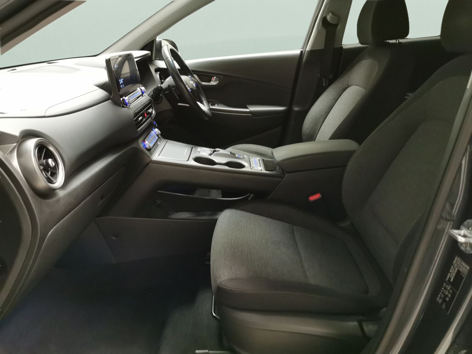 Used Hyundai KONA 2021 for sale - 77708474: Photo 4