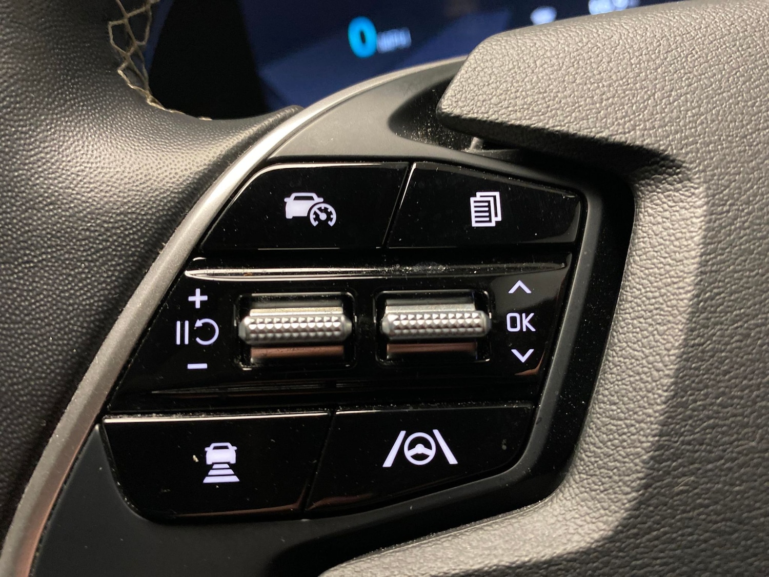 Used Kia EV6 2023 for sale - 77946746: Photo 23