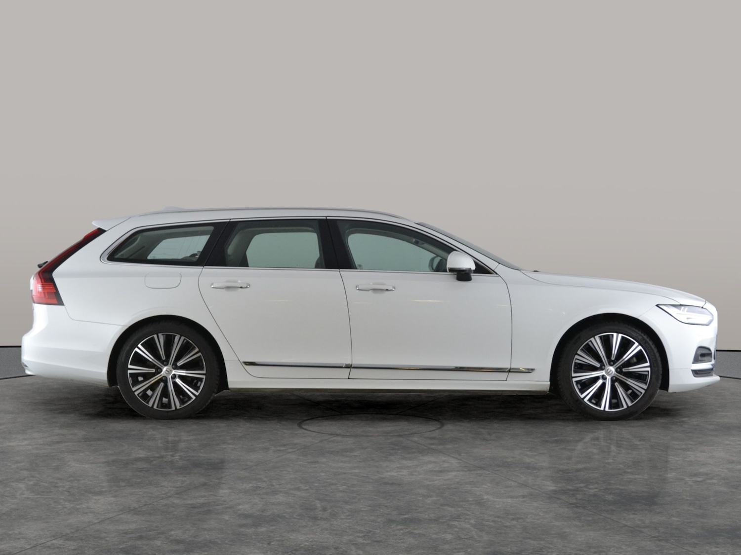 Used Volvo V90 2021 for sale - 77819465: Photo 14