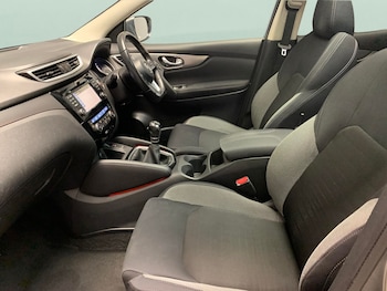 Used Nissan Qashqai 2018 for sale - 78780275: Photo