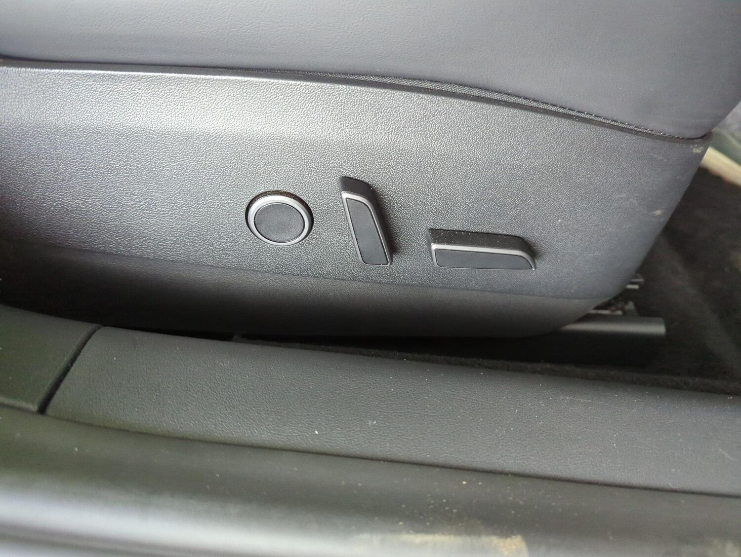 Used Tesla Model 3 2023 for sale - 77846128: Photo 16