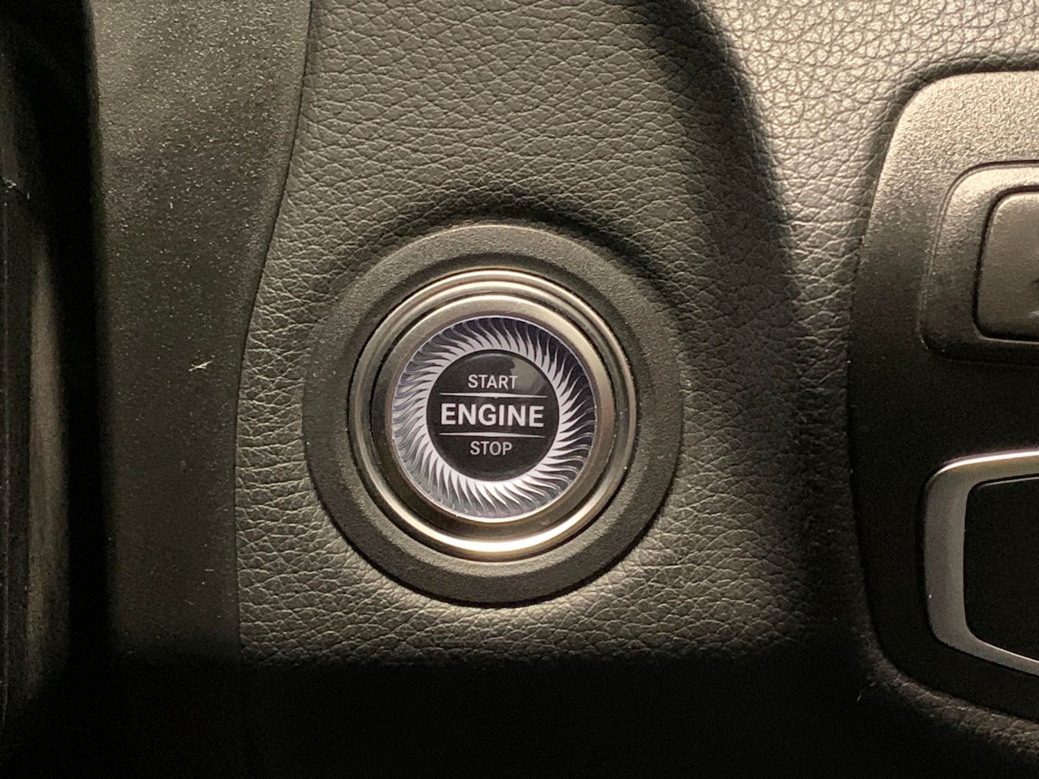 Used Mercedes-Benz GLC 2021 for sale - 76502089: Photo 21