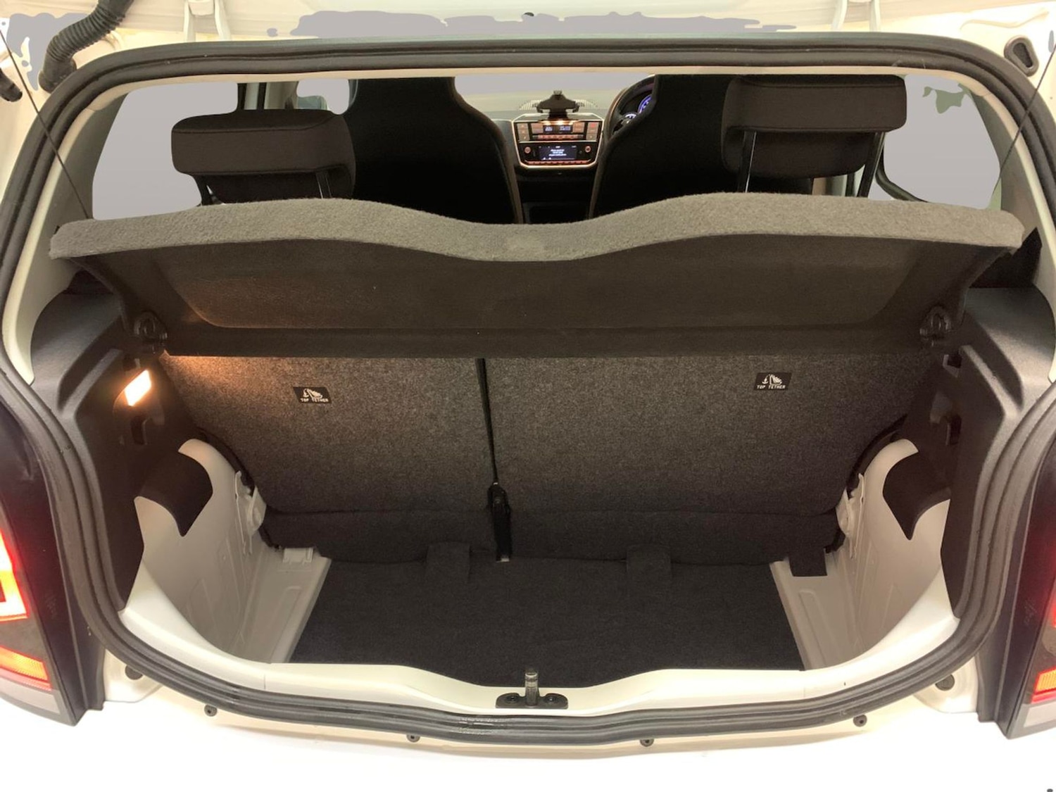 Used Volkswagen up! 2021 for sale - 77298083: Photo 28