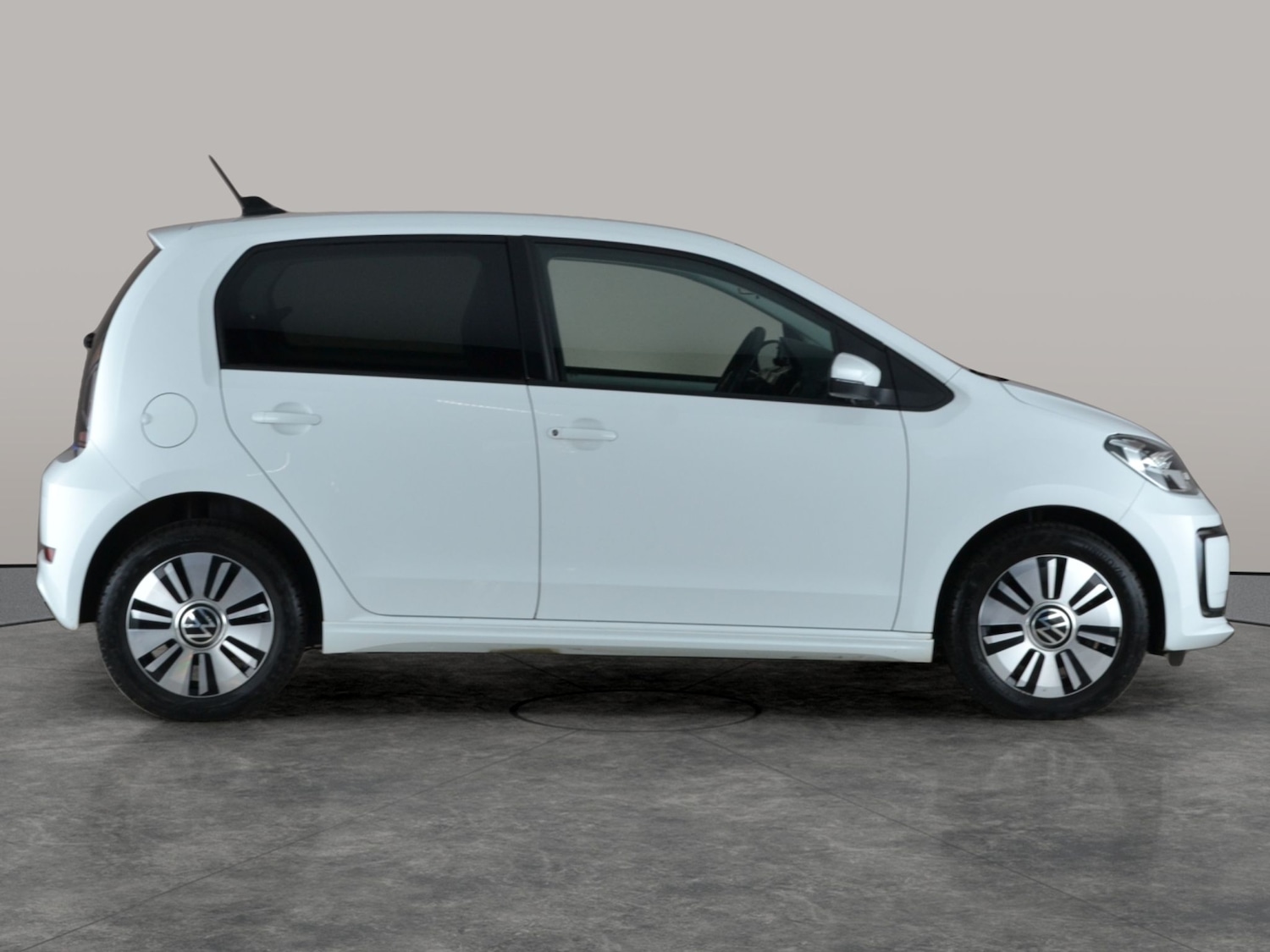 Used Volkswagen up! 2021 for sale - 77298083: Photo 8