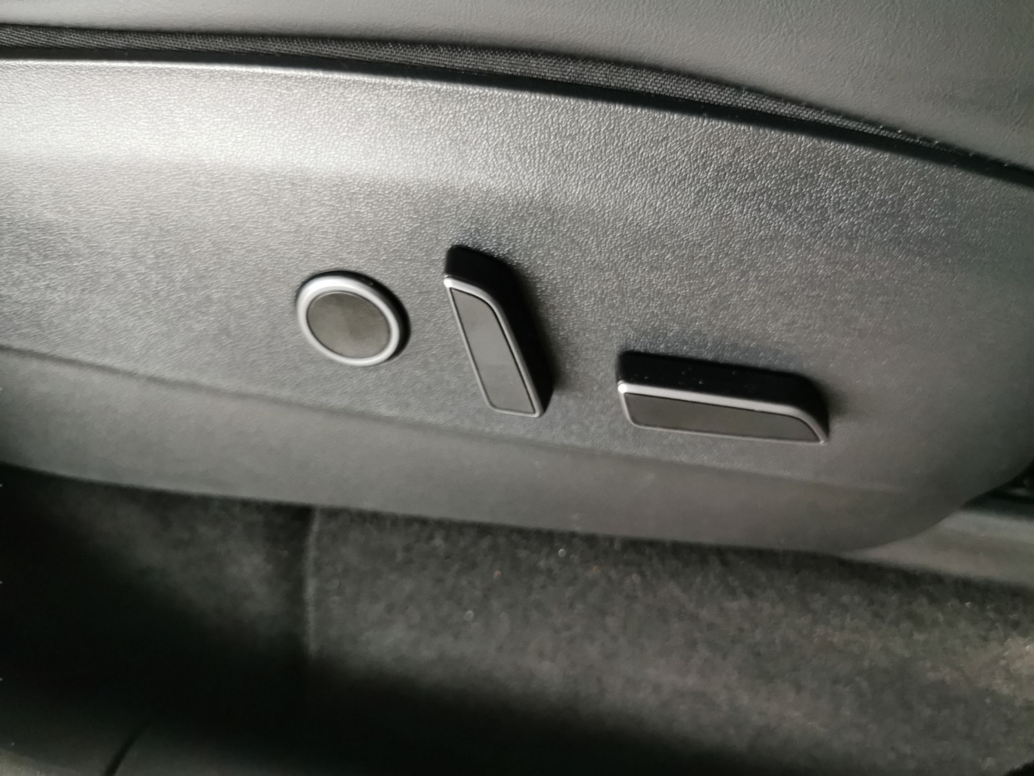 Used Tesla Model Y 2023 for sale - 77975794: Photo 17