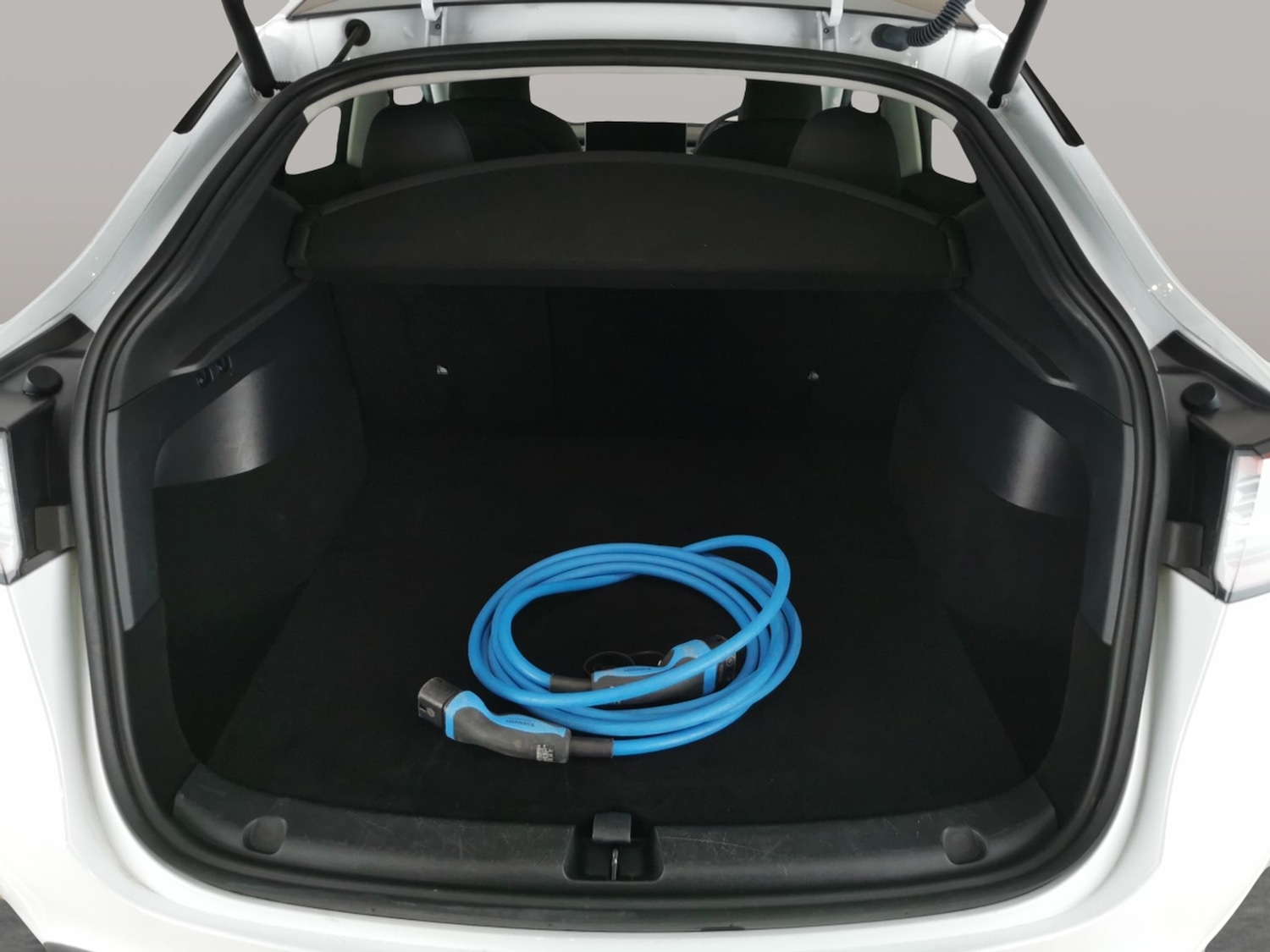 Used Tesla Model Y 2023 for sale - 77975794: Photo 33