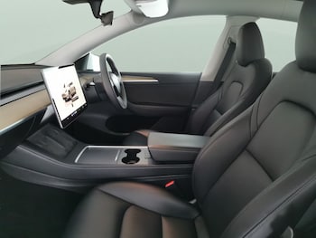 Used Tesla Model Y 2023 for sale - 77975794: Photo