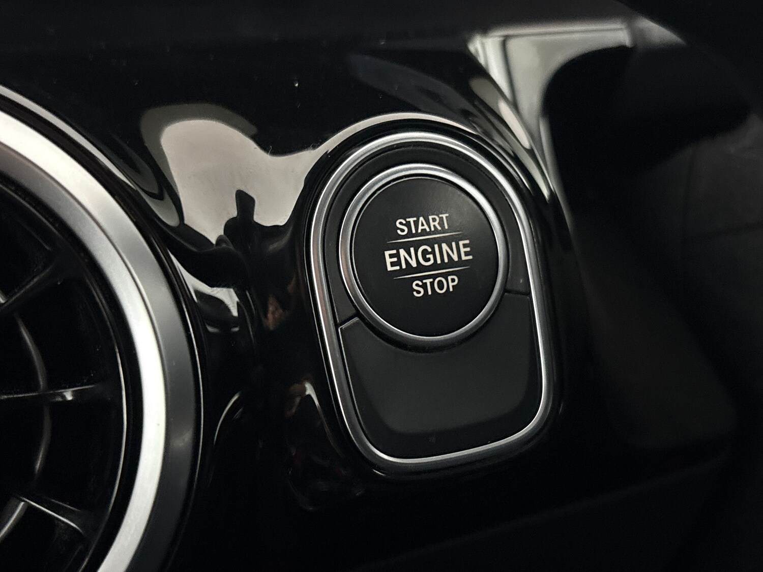 Used Mercedes-Benz GLA 2021 for sale - 77560845: Photo 15