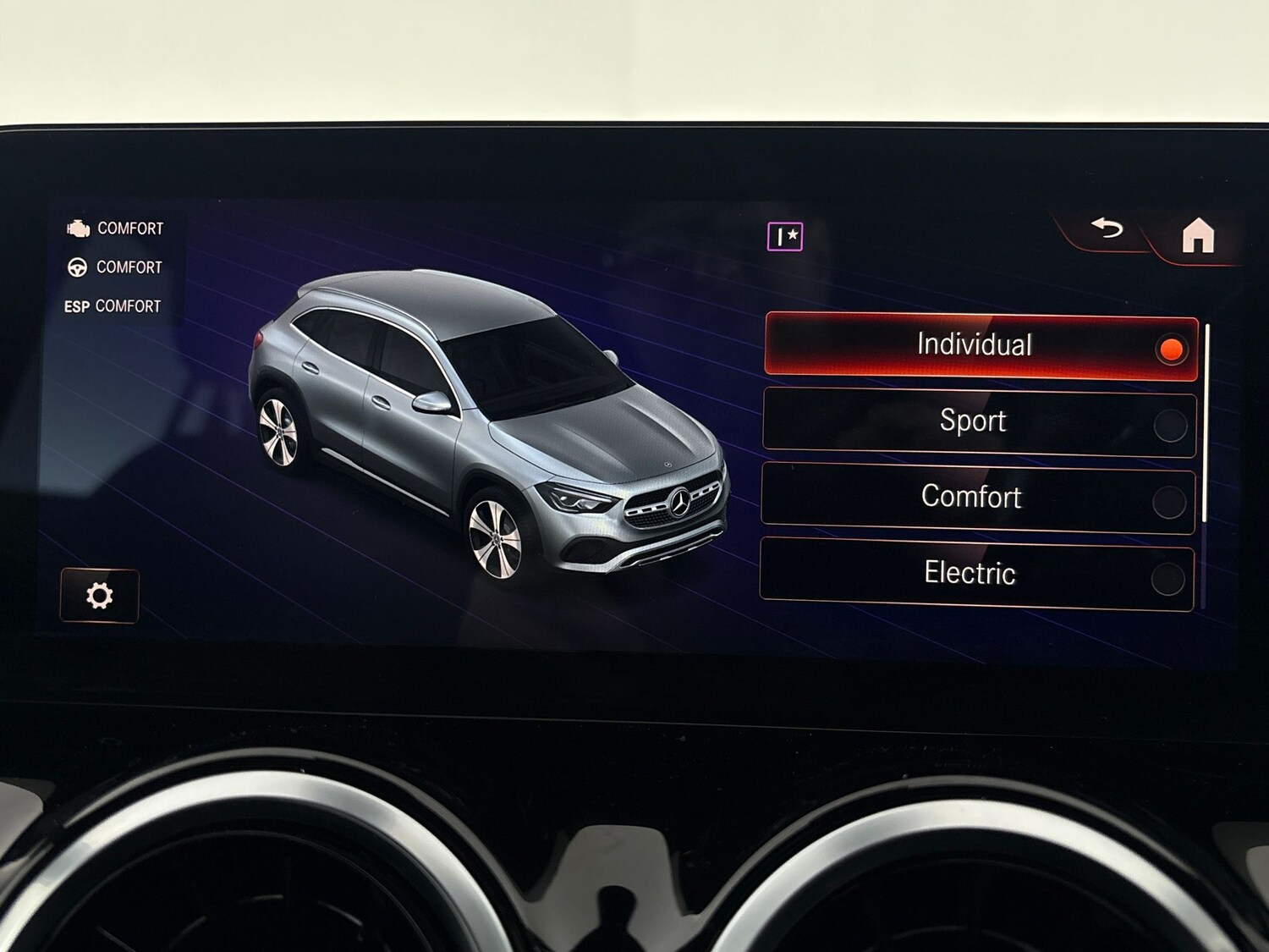 Used Mercedes-Benz GLA 2021 for sale - 77560845: Photo 26