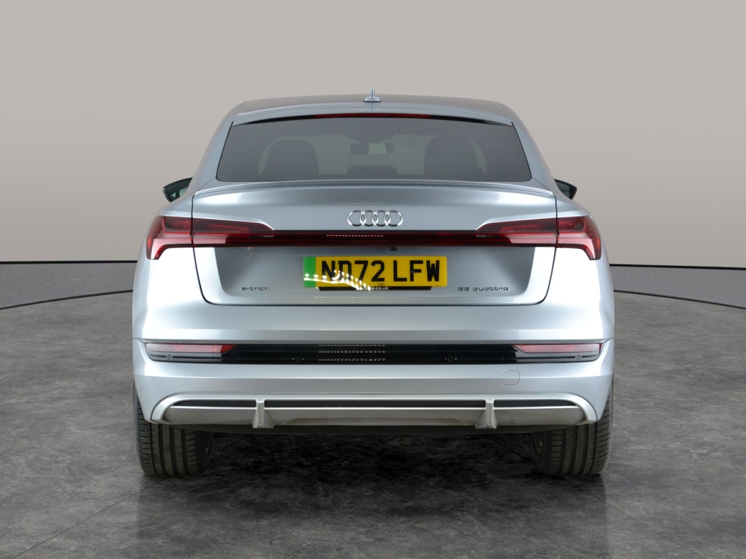 Used Audi e-tron 2023 for sale - 77333543: Photo 12