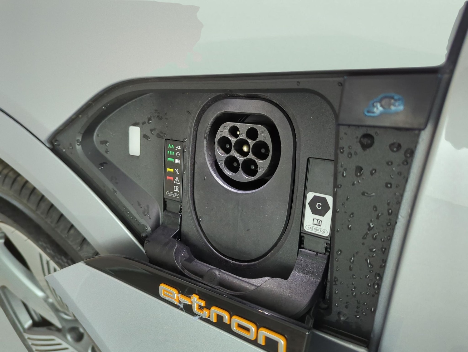 Used Audi e-tron 2023 for sale - 77333543: Photo 41