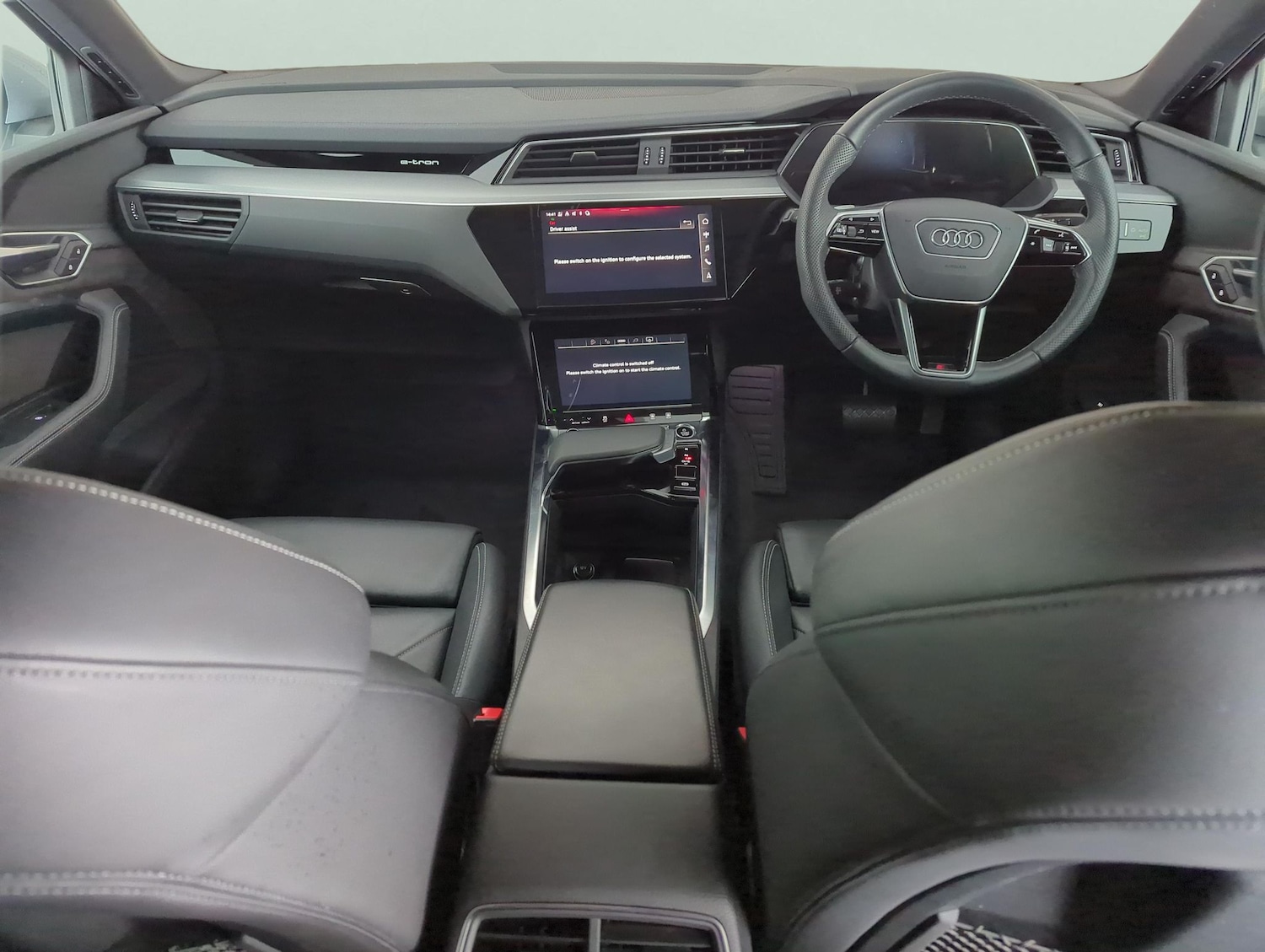 Used Audi e-tron 2023 for sale - 77333543: Photo 8