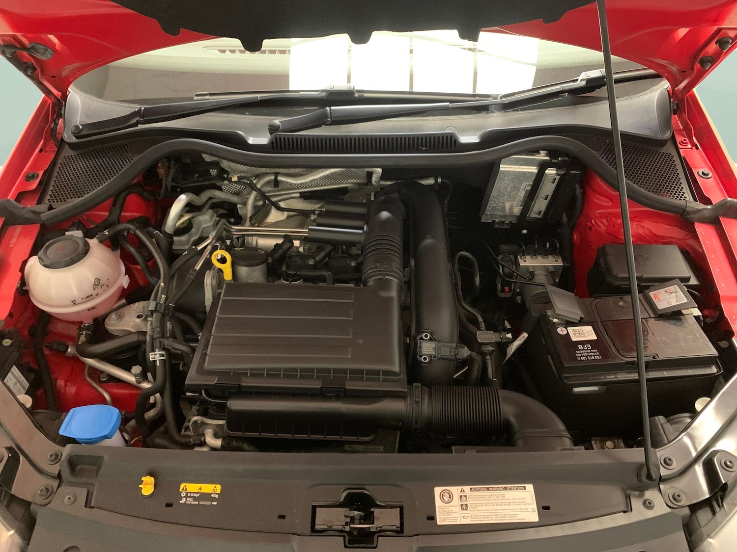 Used Volkswagen Polo 2017 for sale - 76125580: Photo 38