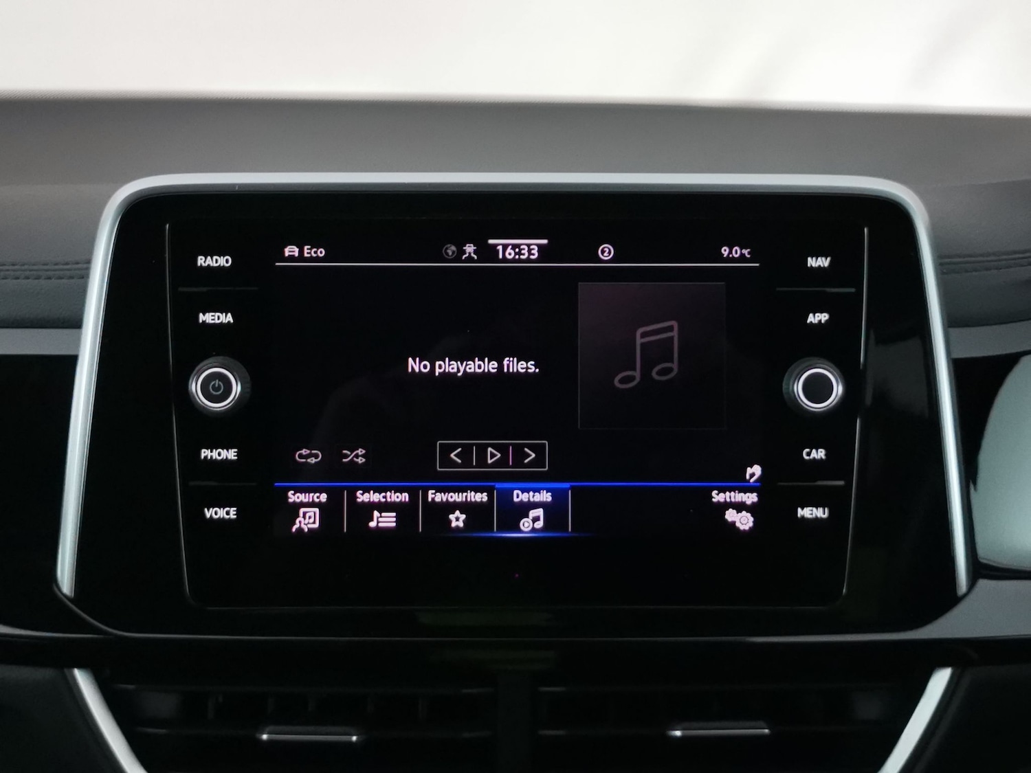 Used Volkswagen T-Roc 2023 for sale - 77558281: Photo 14