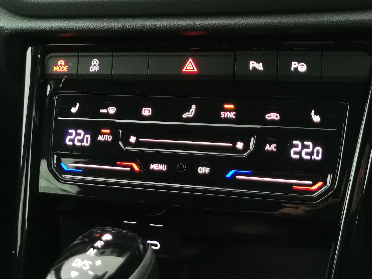 Used Volkswagen T-Roc 2023 for sale - 77558281: Photo 17