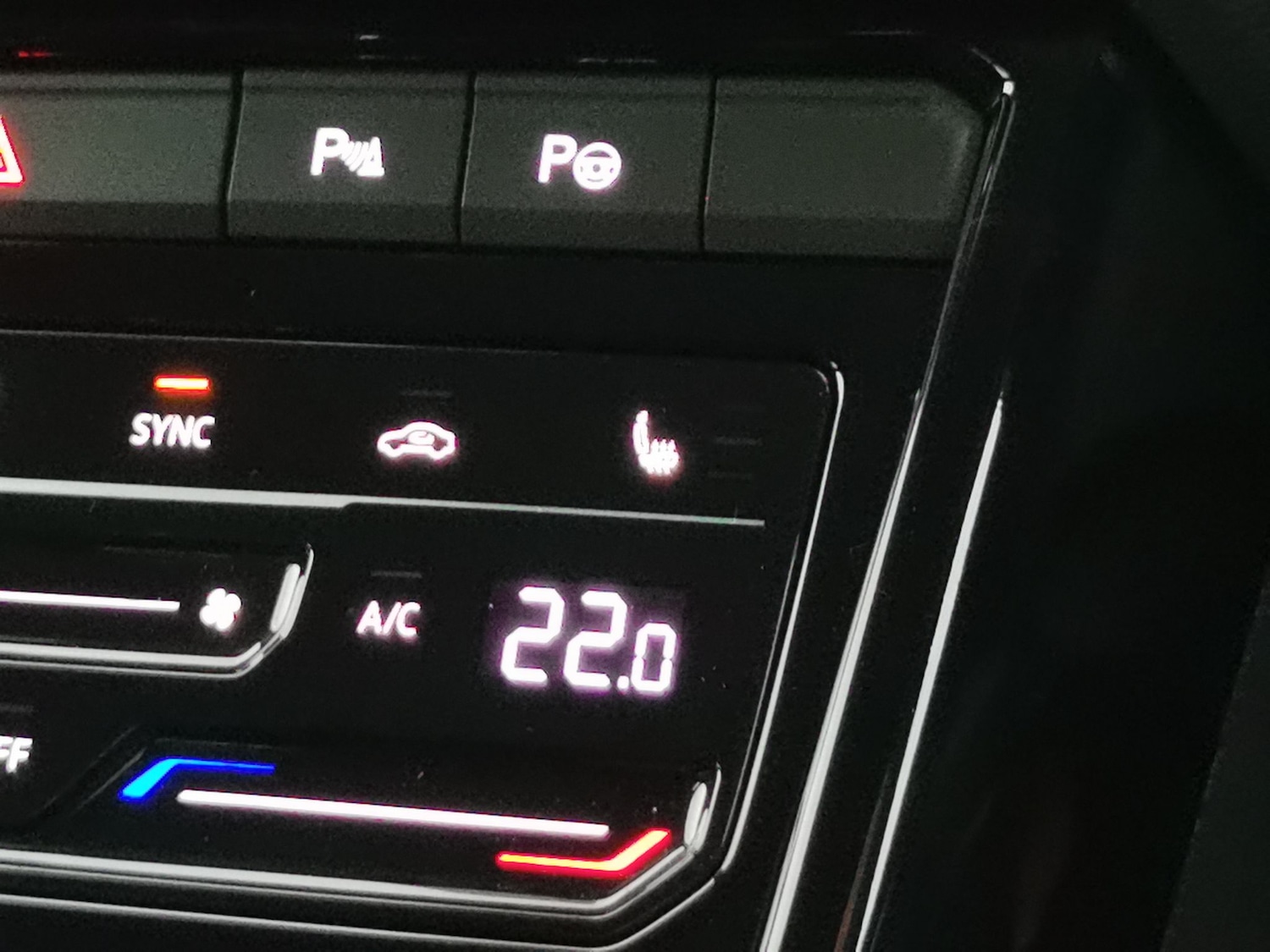 Used Volkswagen T-Roc 2023 for sale - 77558281: Photo 18