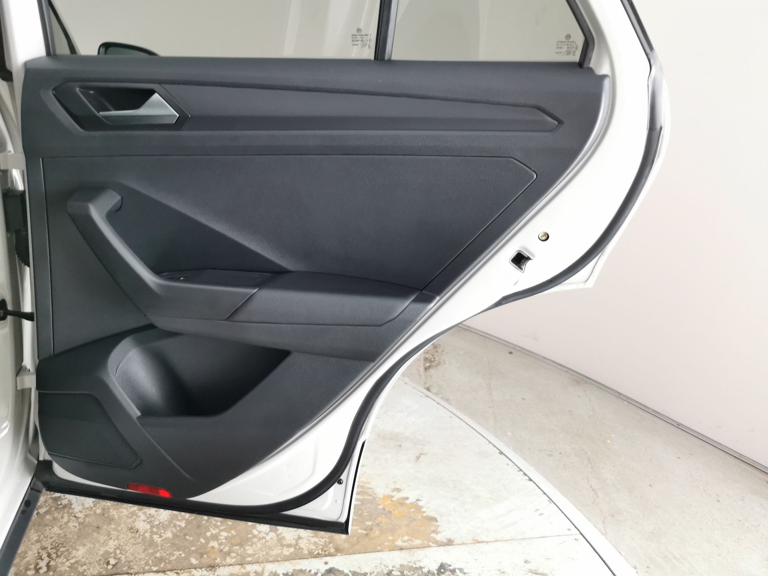 Used Volkswagen T-Roc 2023 for sale - 77558281: Photo 26