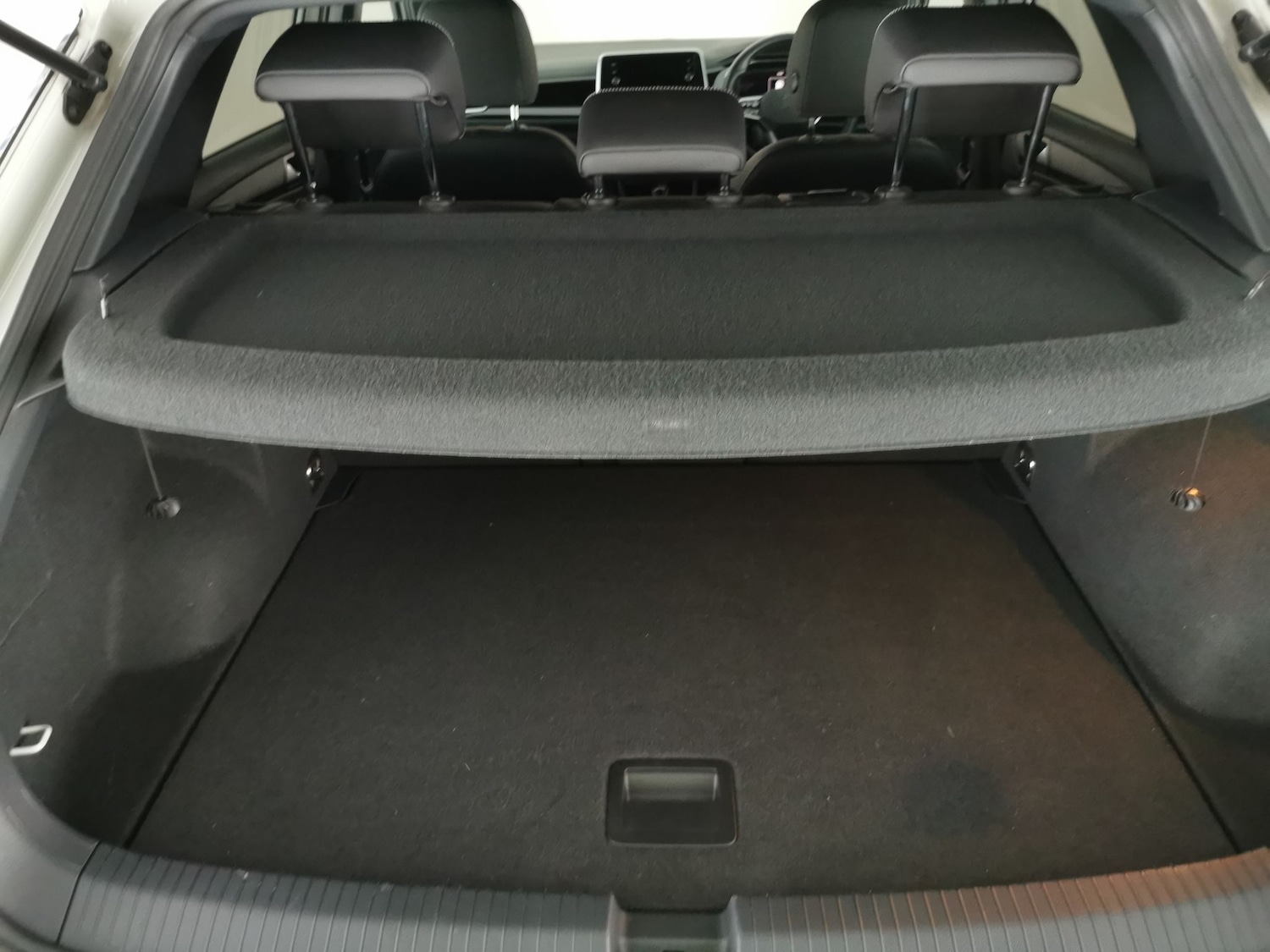 Used Volkswagen T-Roc 2023 for sale - 77558281: Photo 30