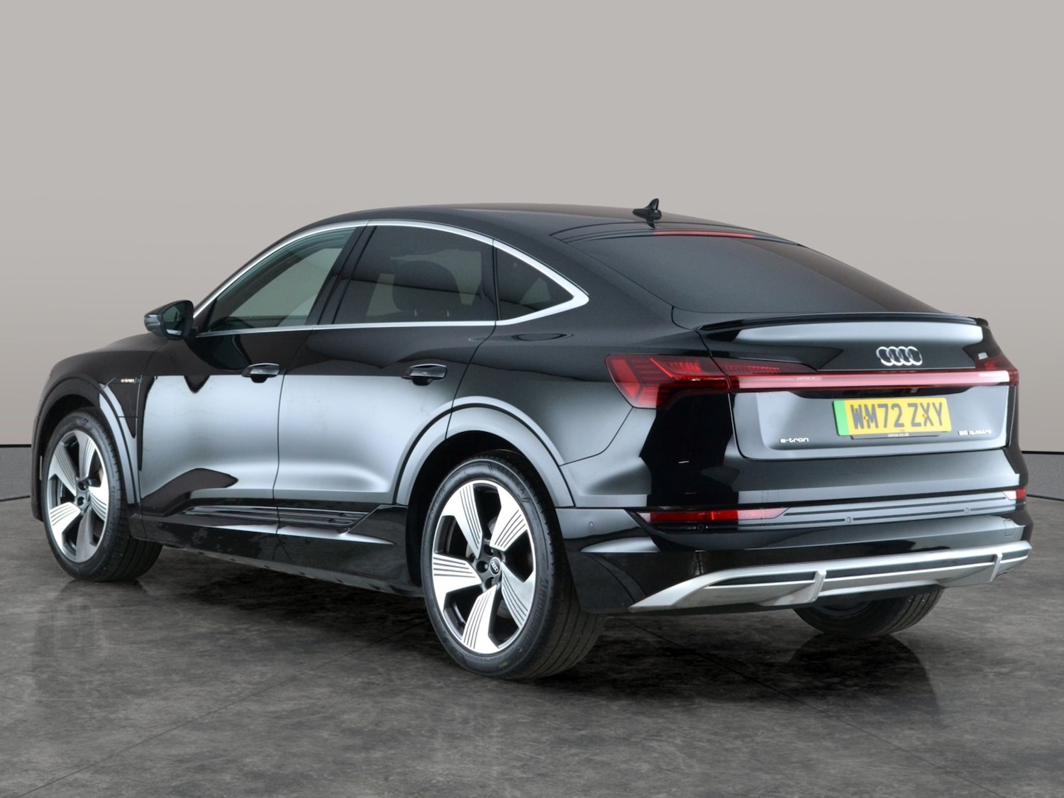 Used Audi e-tron 2023 for sale - 77312626: Photo 12