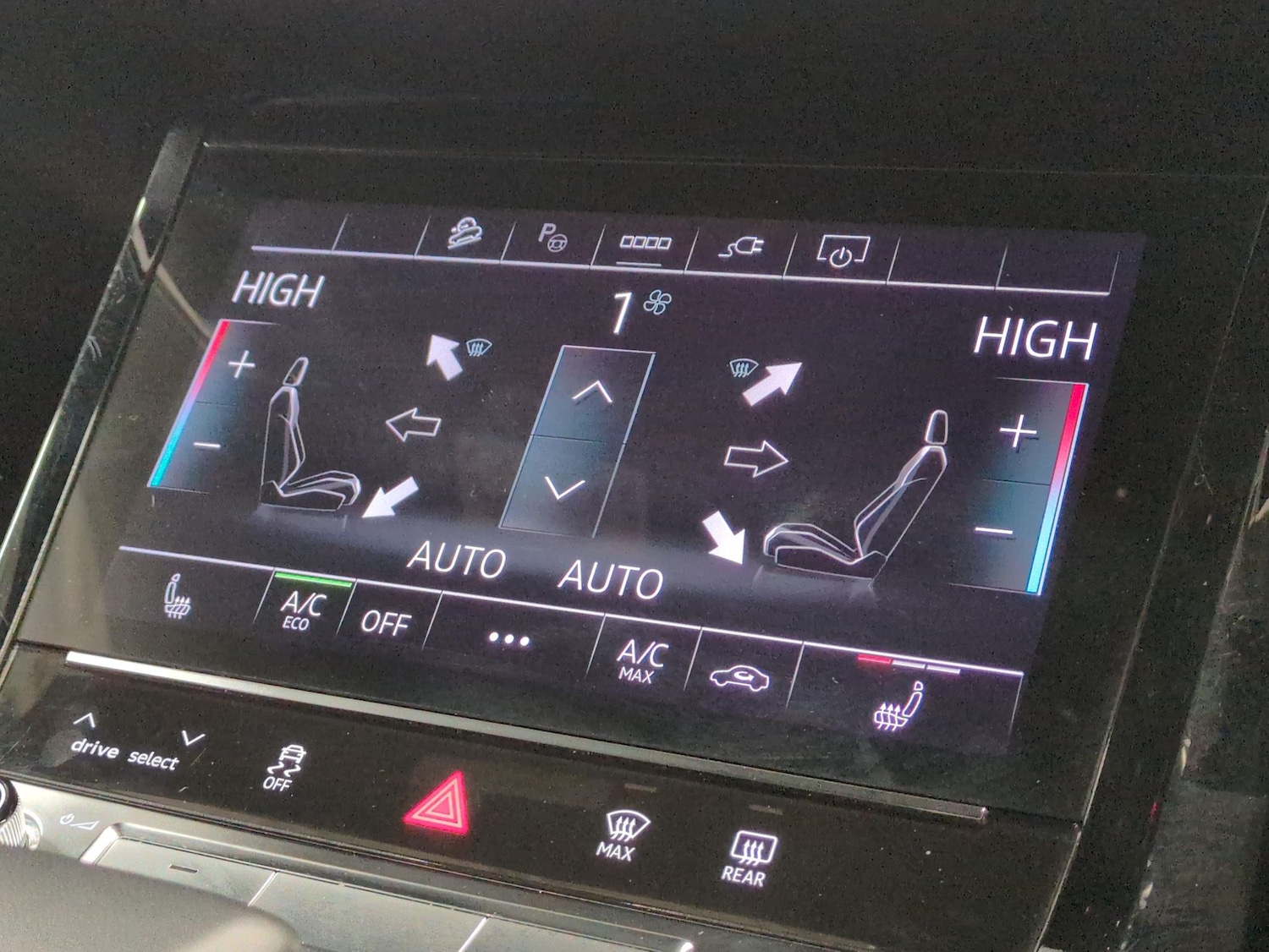 Used Audi e-tron 2023 for sale - 77312626: Photo 17