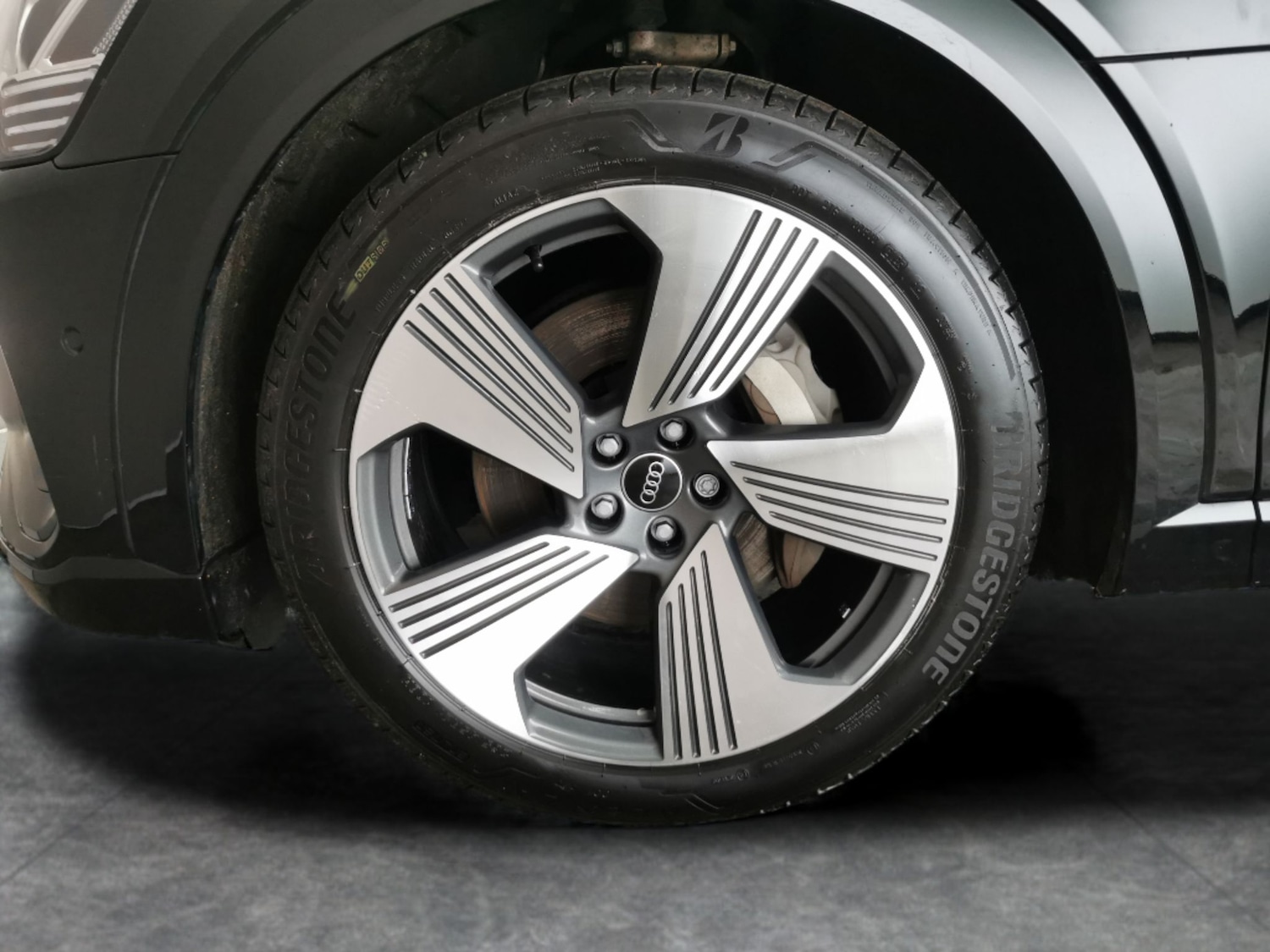 Used Audi e-tron 2023 for sale - 77312626: Photo 23