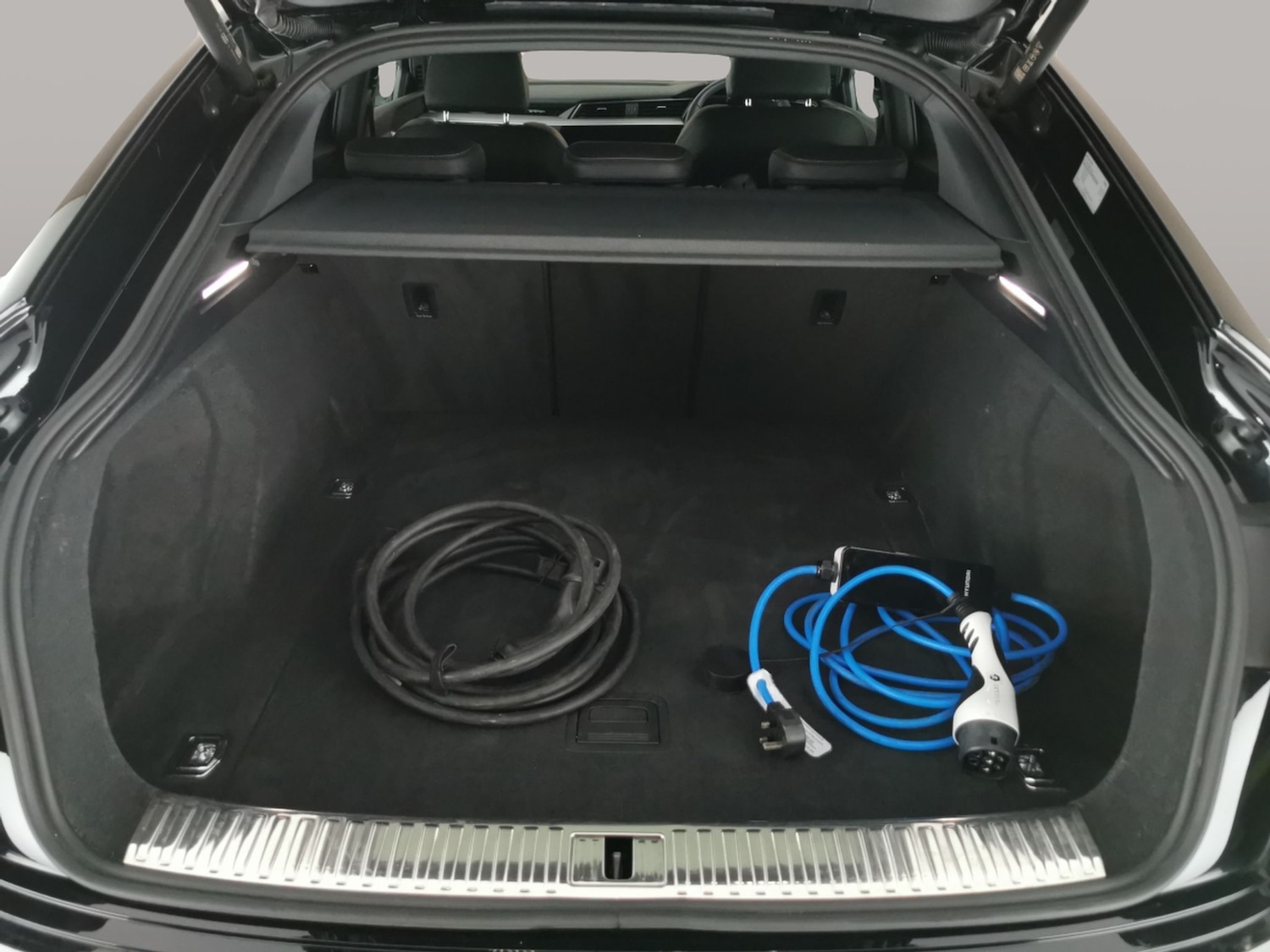 Used Audi e-tron 2023 for sale - 77312626: Photo 33