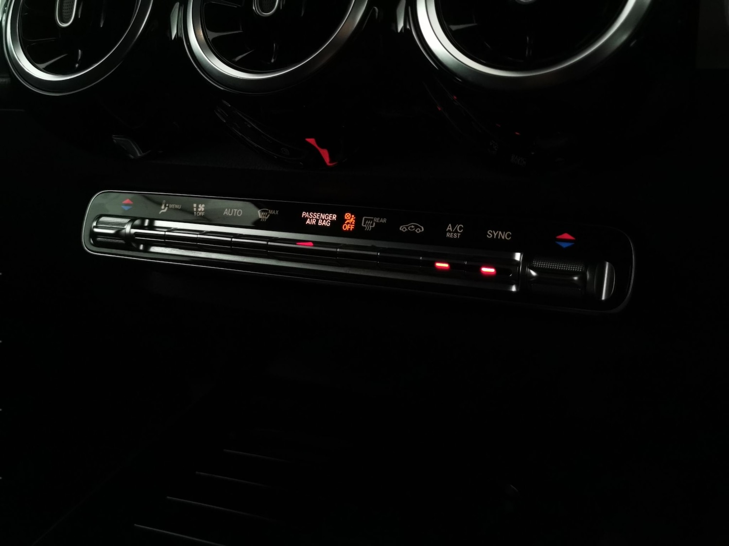 Used Mercedes-Benz GLB 2021 for sale - 77053059: Photo 18