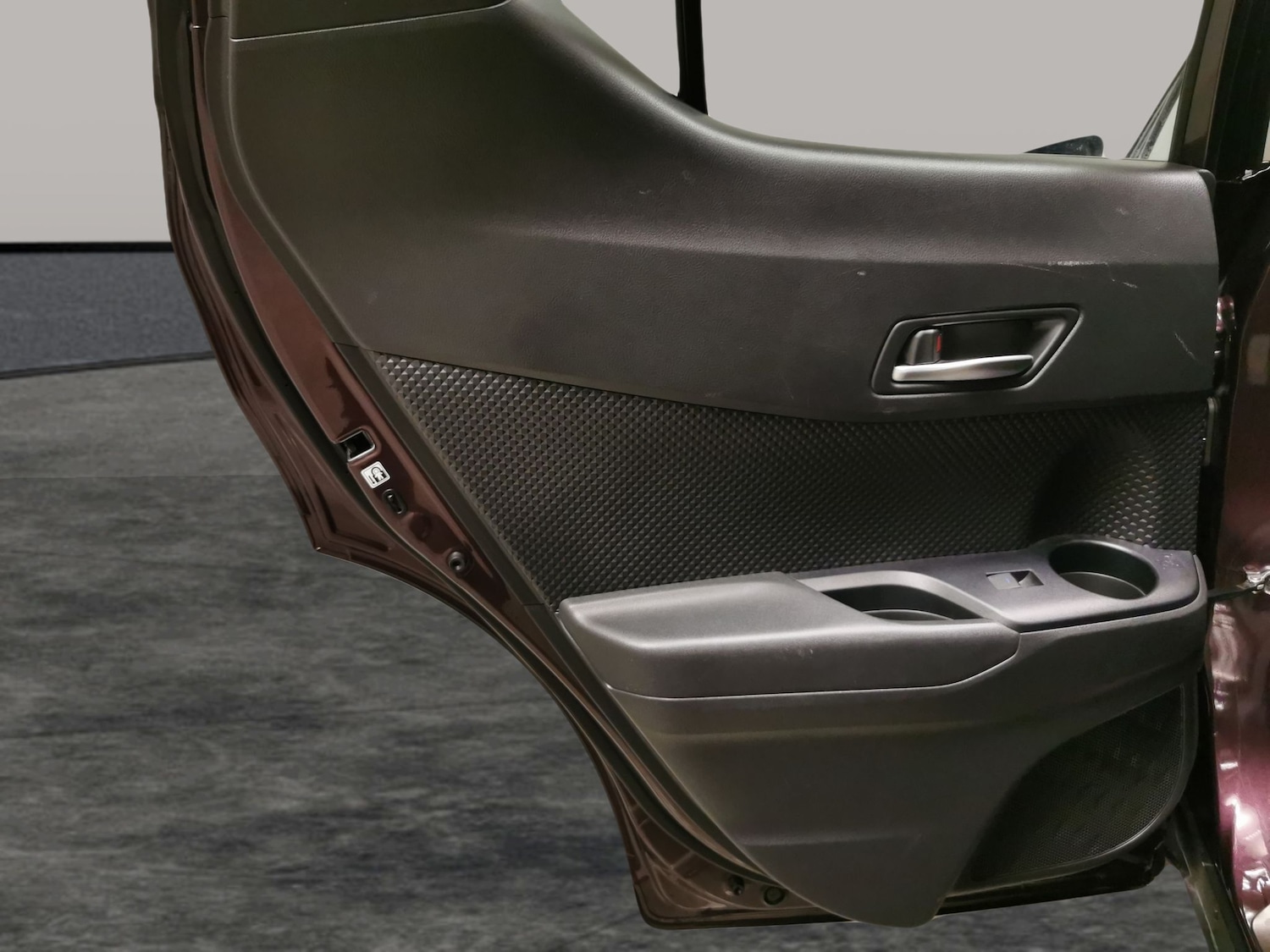 Used Toyota C-HR 2023 for sale - 76525983: Photo 28