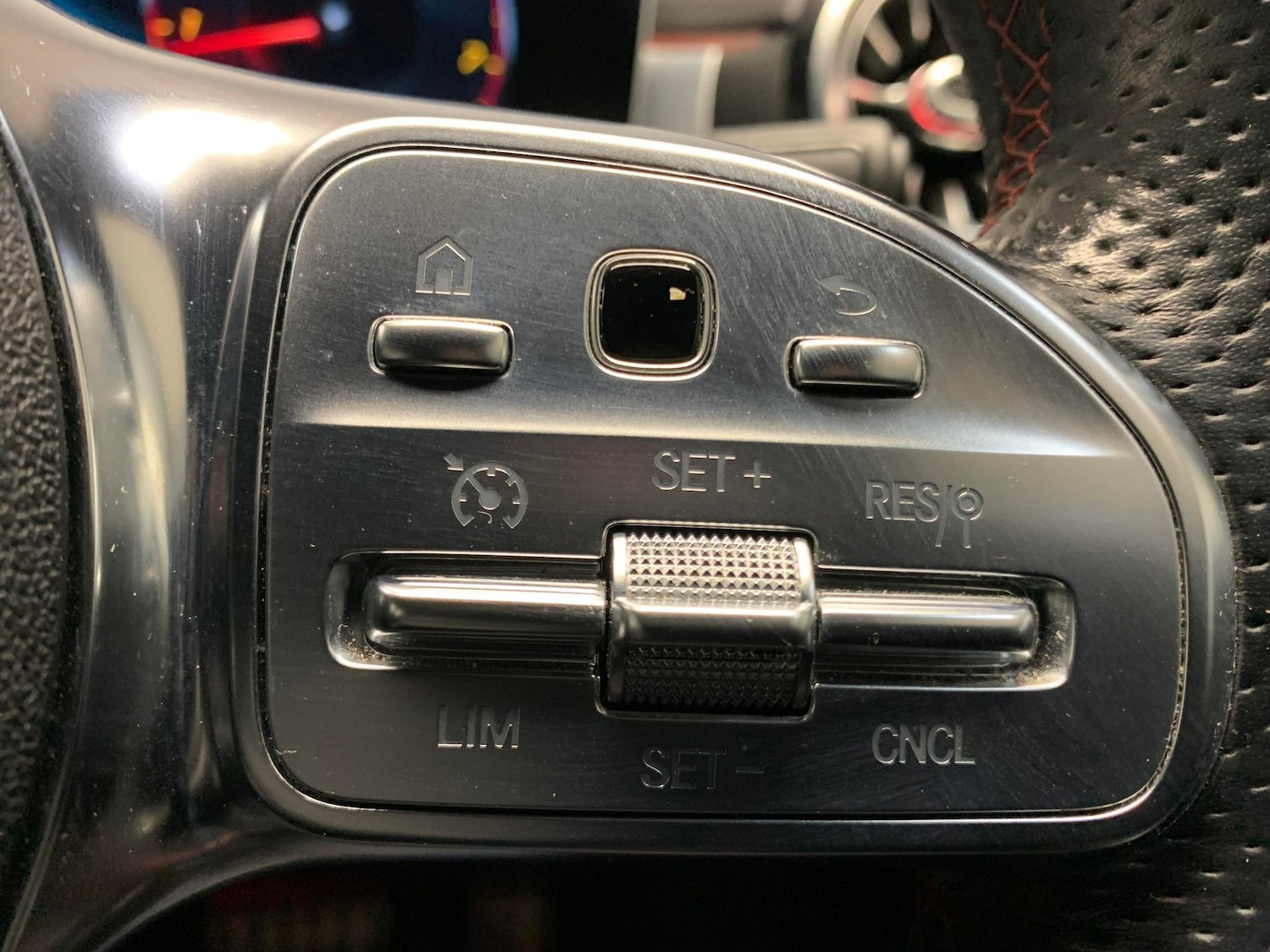 Used Mercedes-Benz A-Class 2018 for sale - 77641142: Photo 20