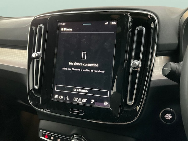 Used Volvo XC40 2023 for sale - 76266289: Photo 23
