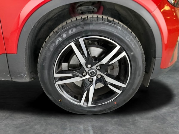 Used Volvo XC40 2023 for sale - 76266289: Photo 37