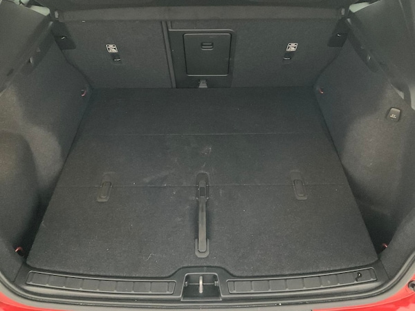 Used Volvo XC40 2023 for sale - 76266289: Photo 46