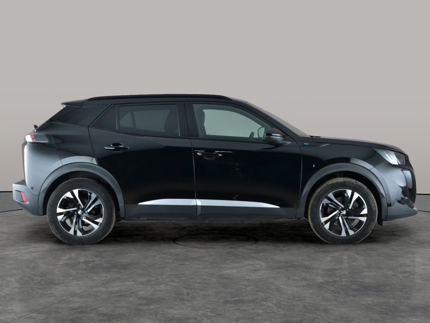 Used Peugeot 2008 2021 for sale - 77240645: Photo 9