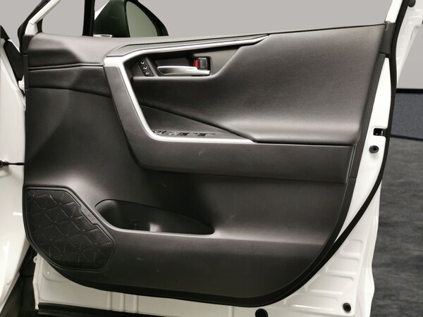 Used Toyota RAV4 2019 for sale - 76253490: Photo 47