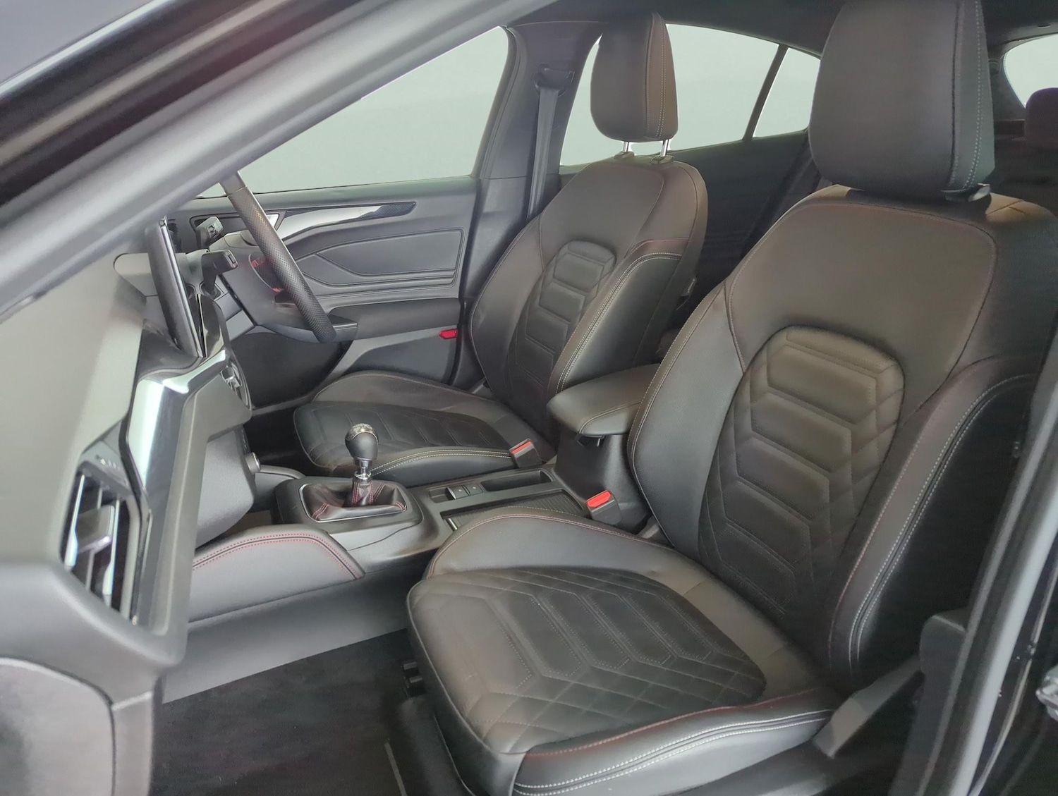 Used Ford Focus 2024 for sale - 77763200: Photo 6