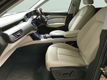 Used Audi e-tron 2021 for sale - 76835242: Photo