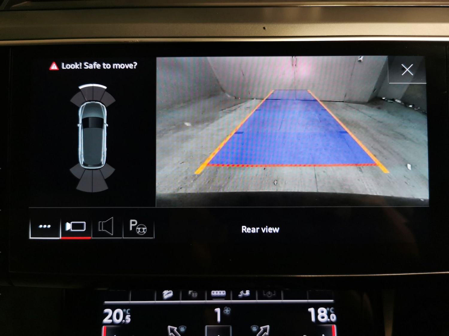 Used Audi e-tron 2021 for sale - 76835242: Photo 6