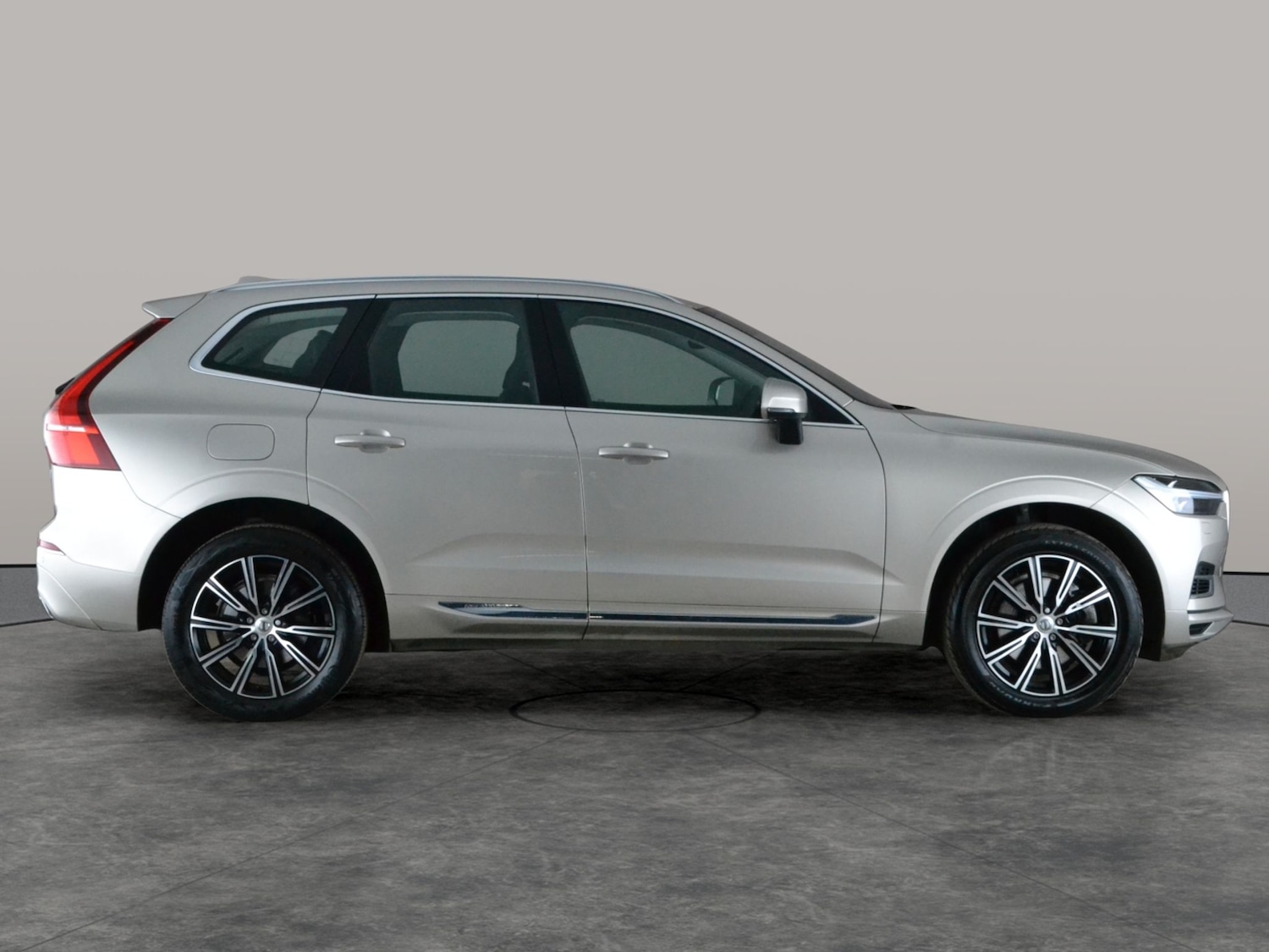 Used Volvo XC60 2021 for sale - 78075158: Photo 11