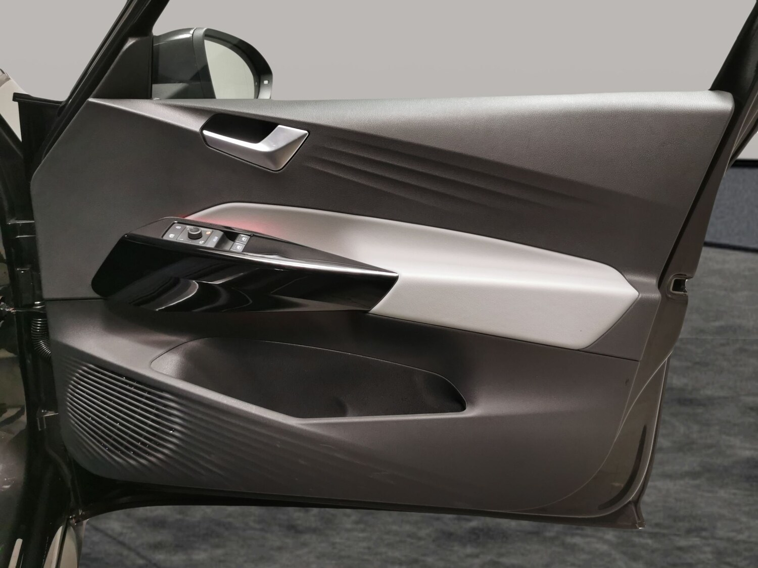 Used Volkswagen ID.3 2023 for sale - 77448094: Photo 25