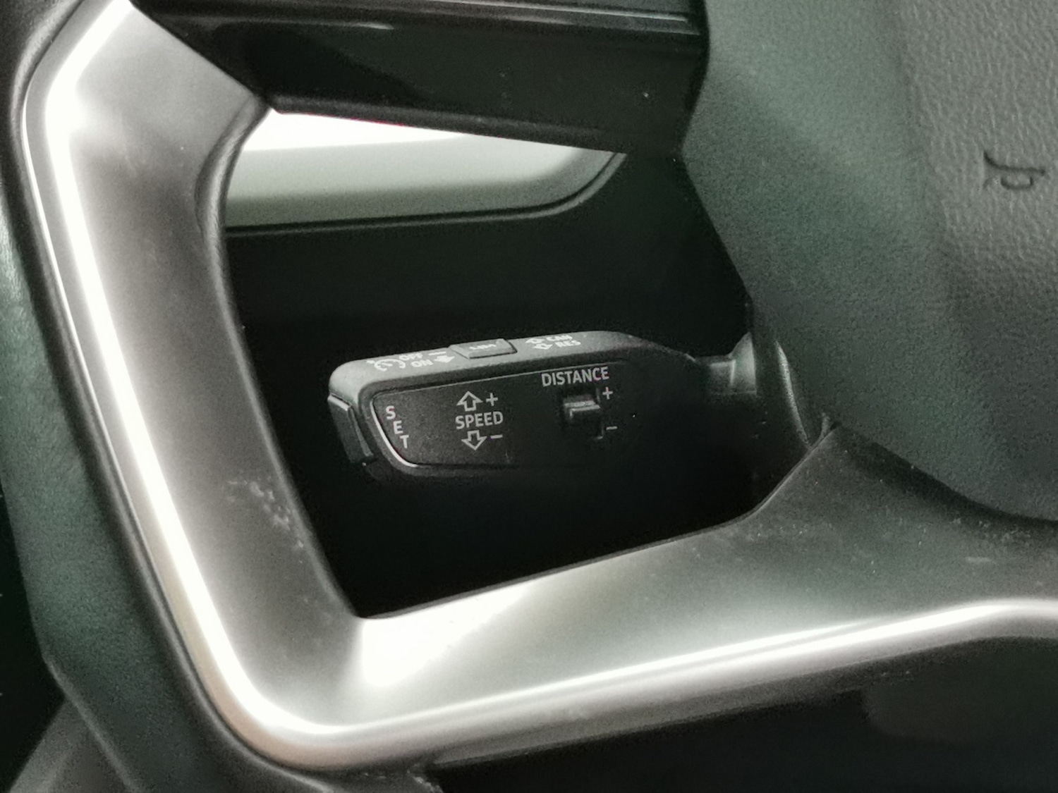 Used Audi Q4 e-tron 2023 for sale - 77563522: Photo 17