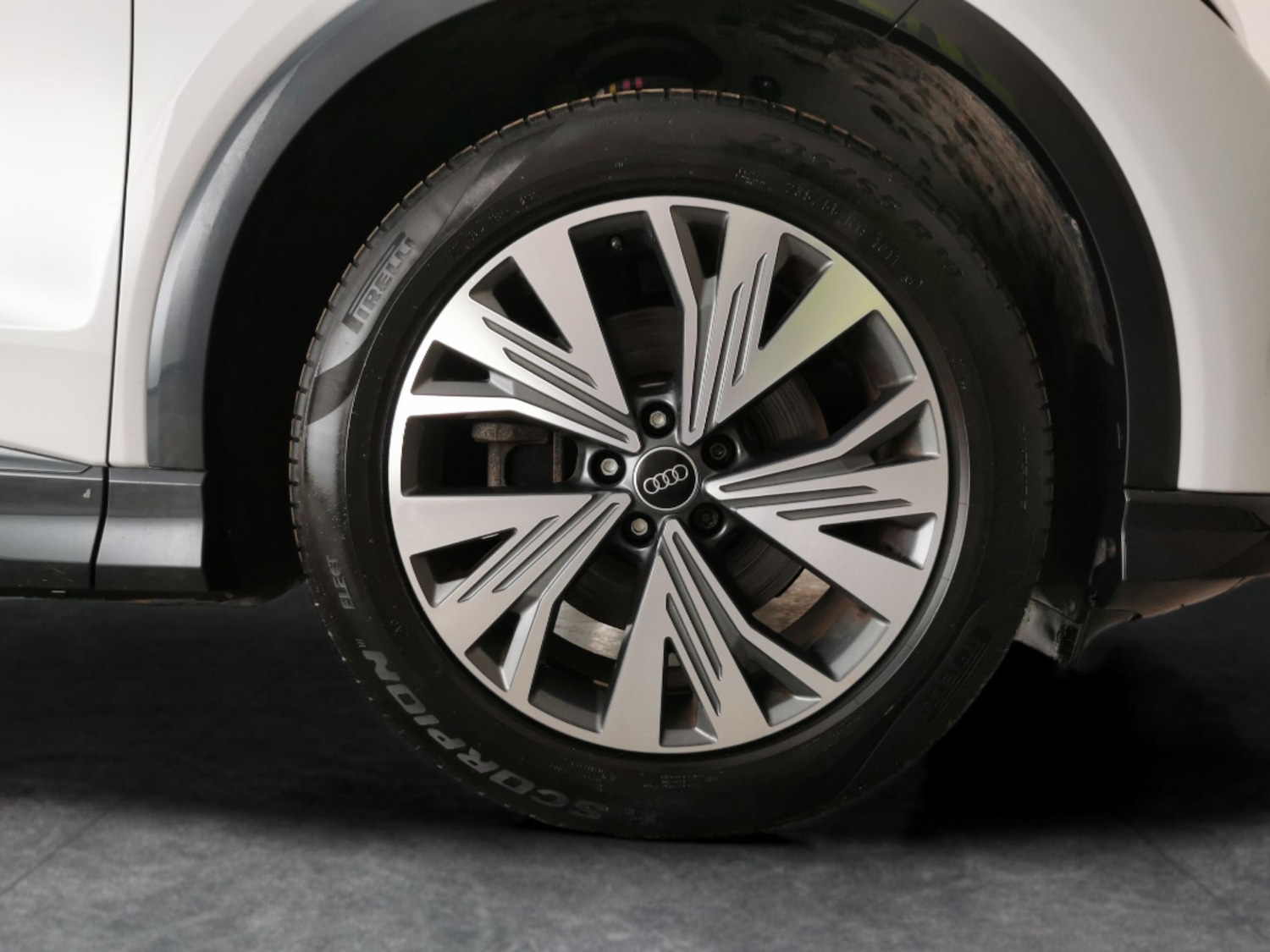 Used Audi Q4 e-tron 2023 for sale - 77563522: Photo 20