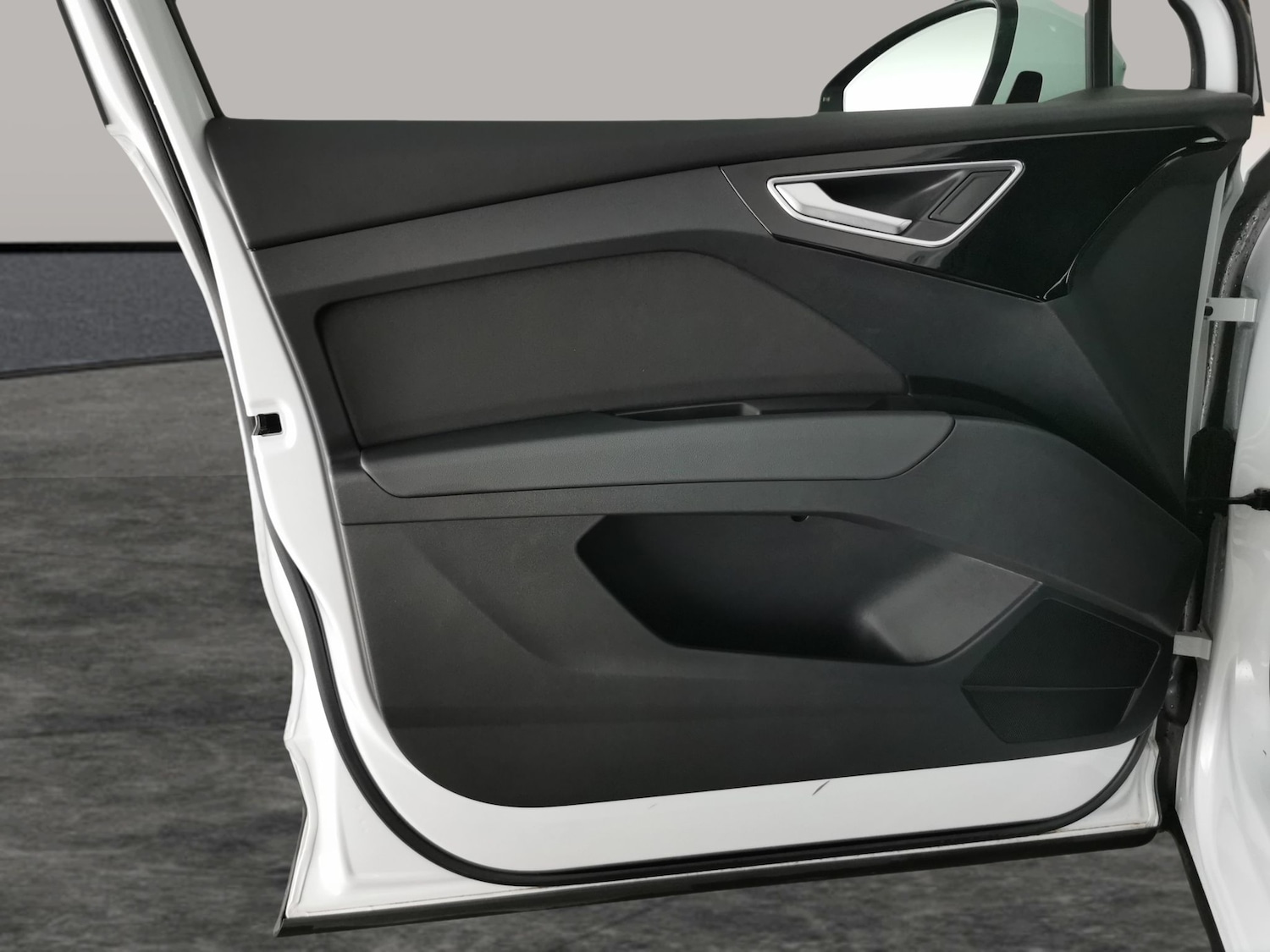 Used Audi Q4 e-tron 2023 for sale - 77563522: Photo 23