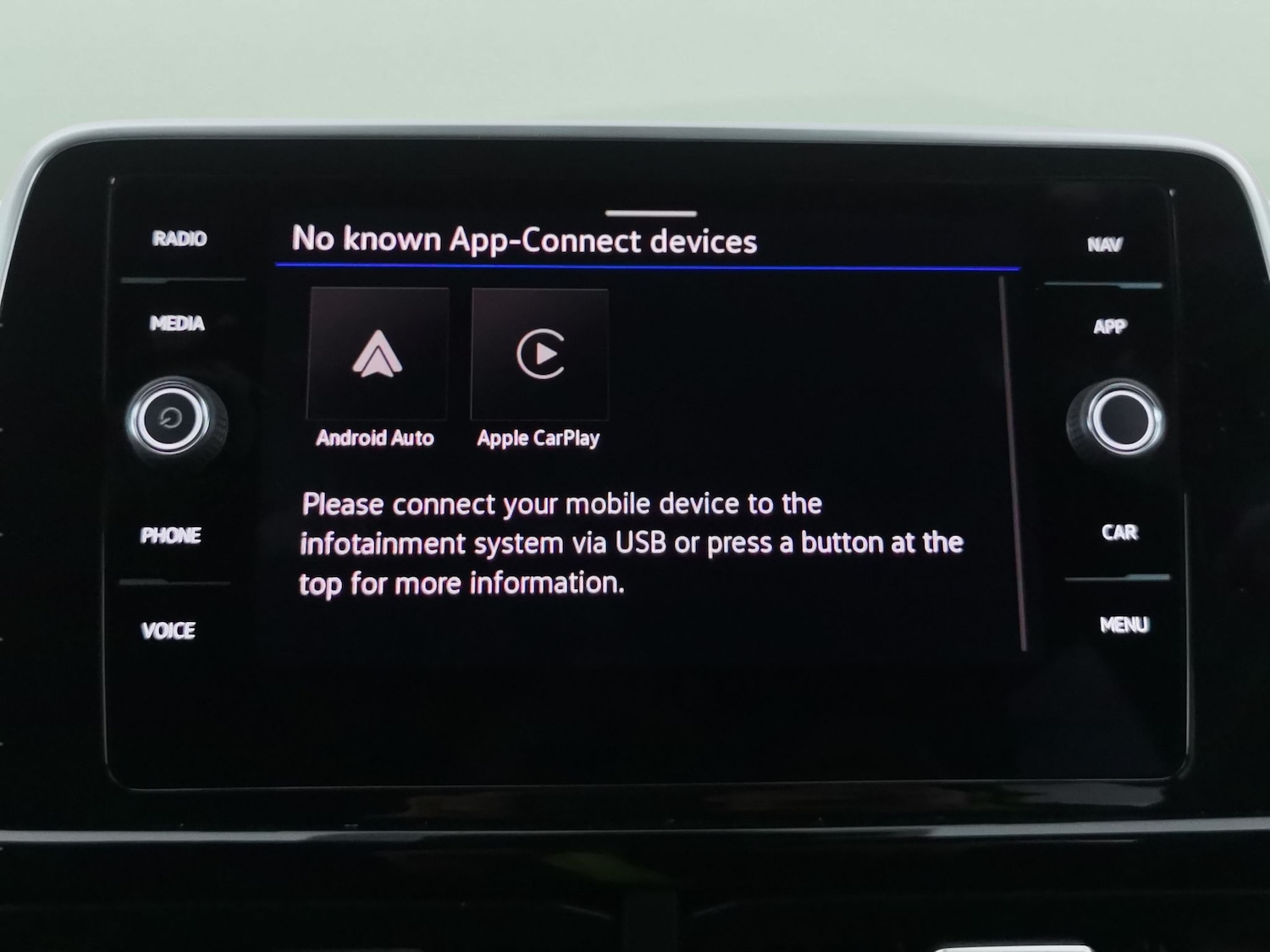 Used Volkswagen T-Roc 2025 for sale - 78067895: Photo 14