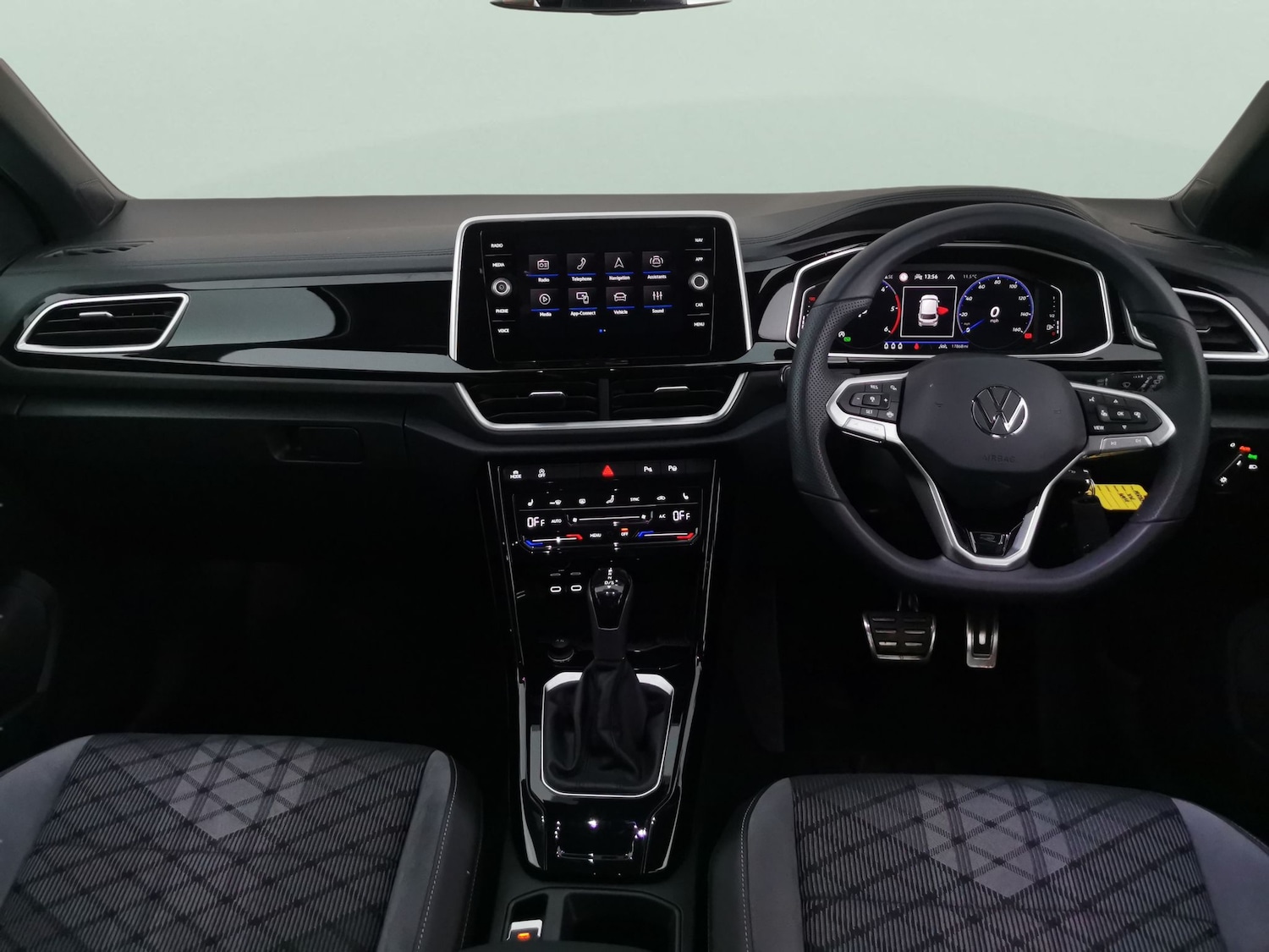 Used Volkswagen T-Roc 2025 for sale - 78067895: Photo 6