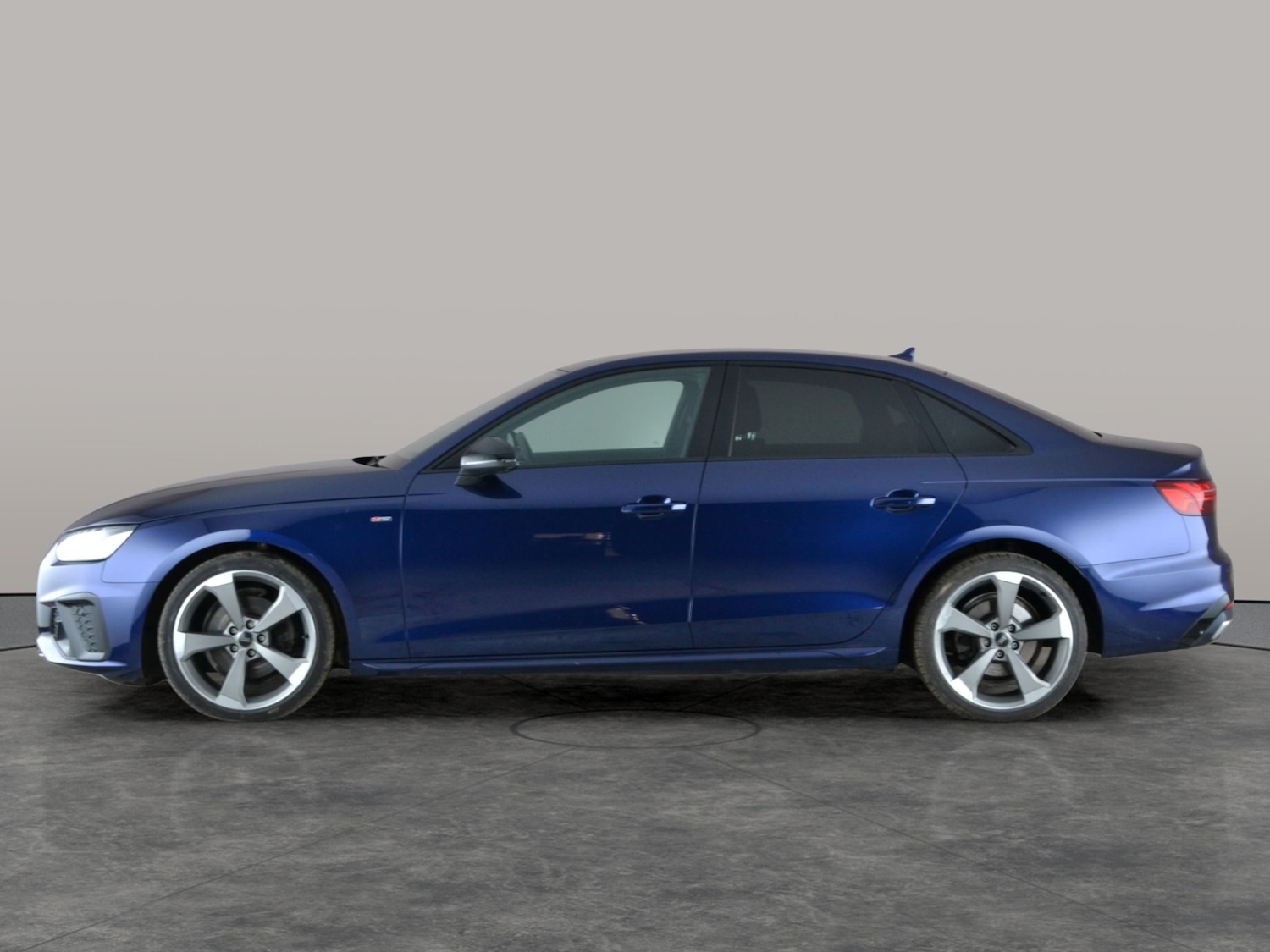 Used Audi A4 2019 for sale - 77208072: Photo 13