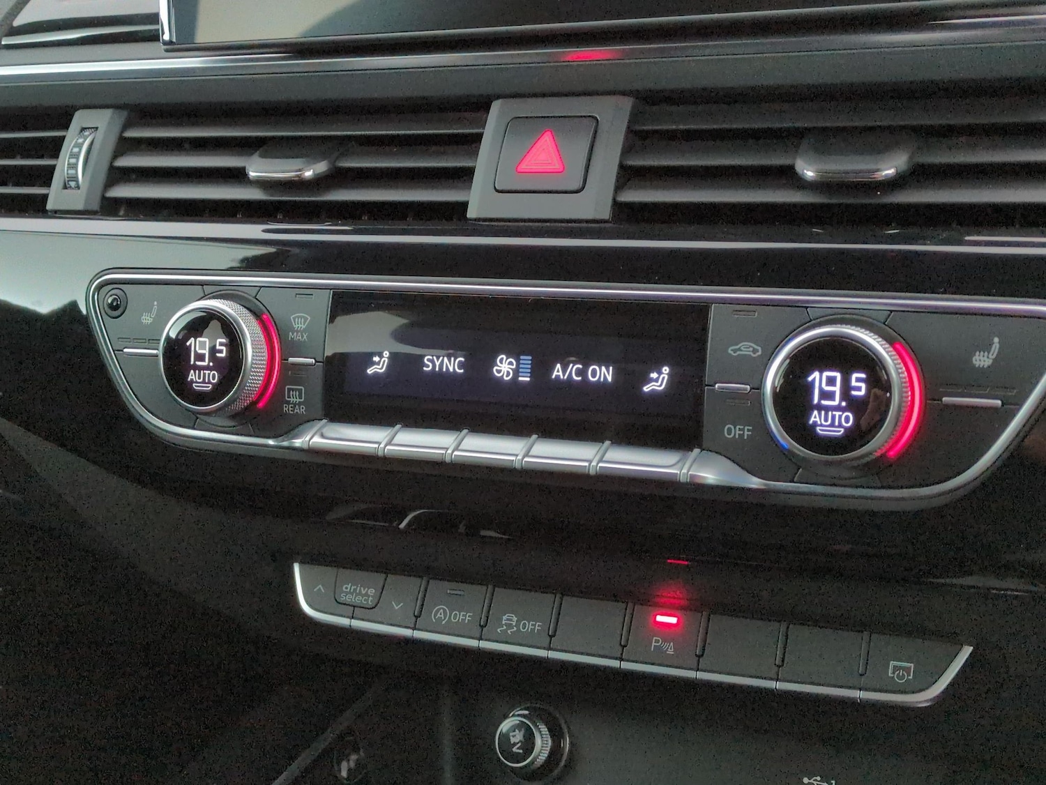 Used Audi A4 2019 for sale - 77208072: Photo 18