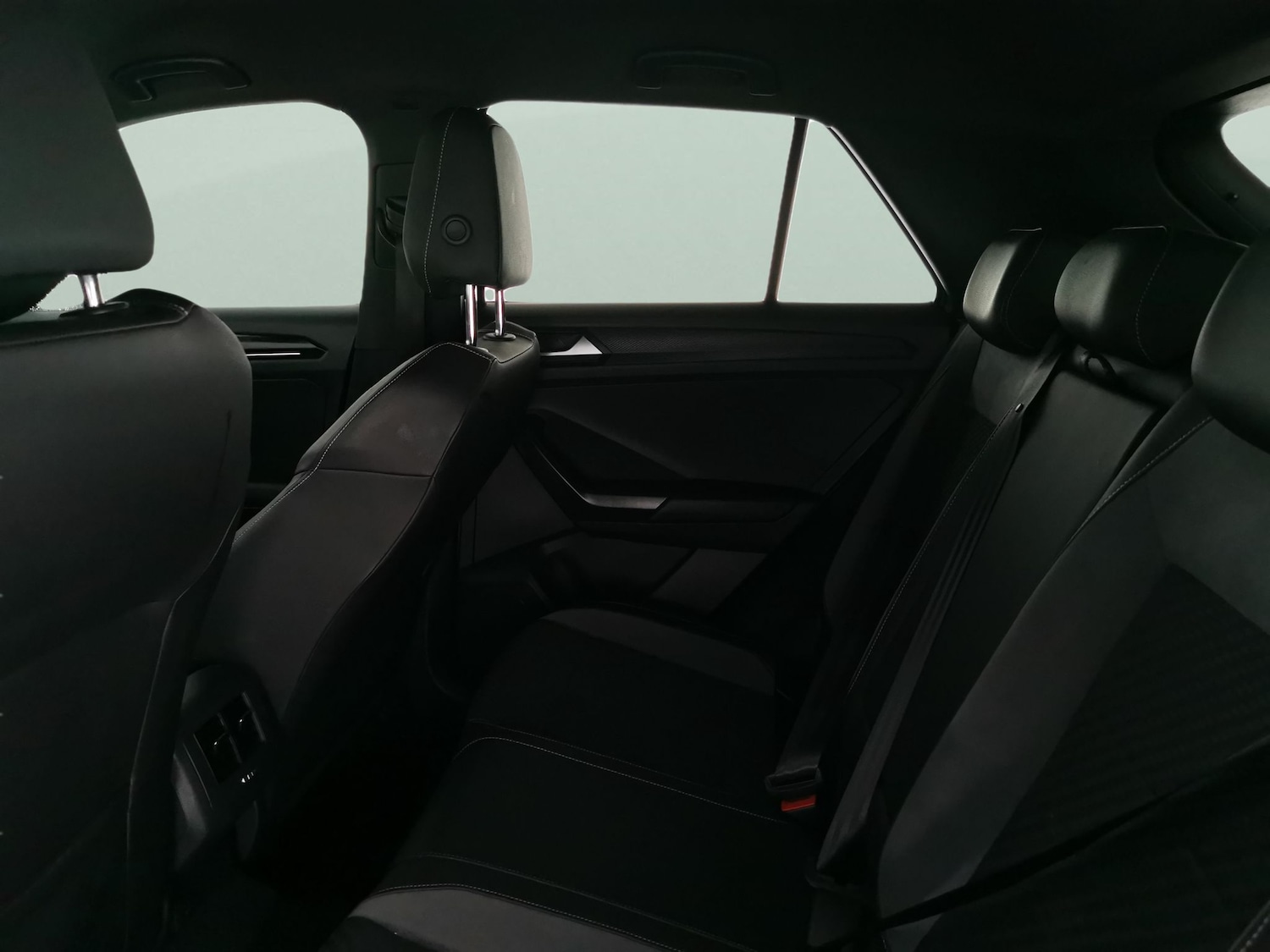 Used Volkswagen T-Roc 2019 for sale - 77619621: Photo 26