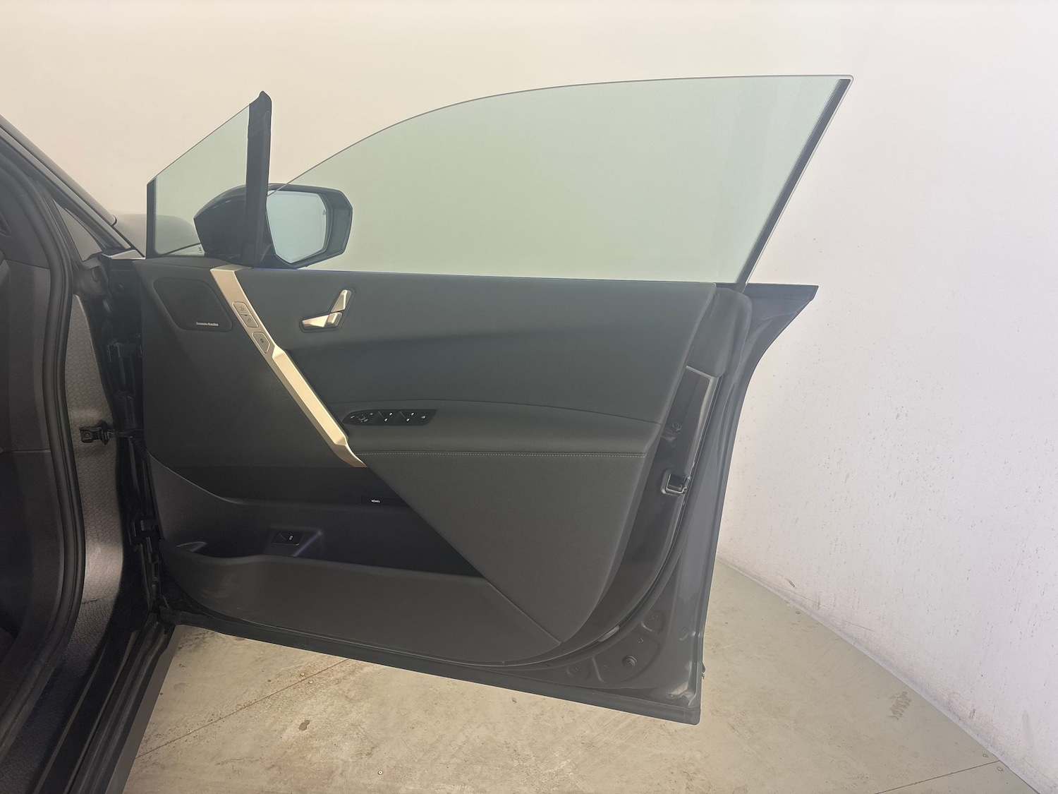 Used BMW iX 2024 for sale - 78199732: Photo 30