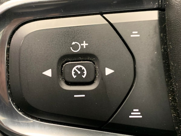 Used Volvo XC40 2022 for sale - 76312751: Photo 28